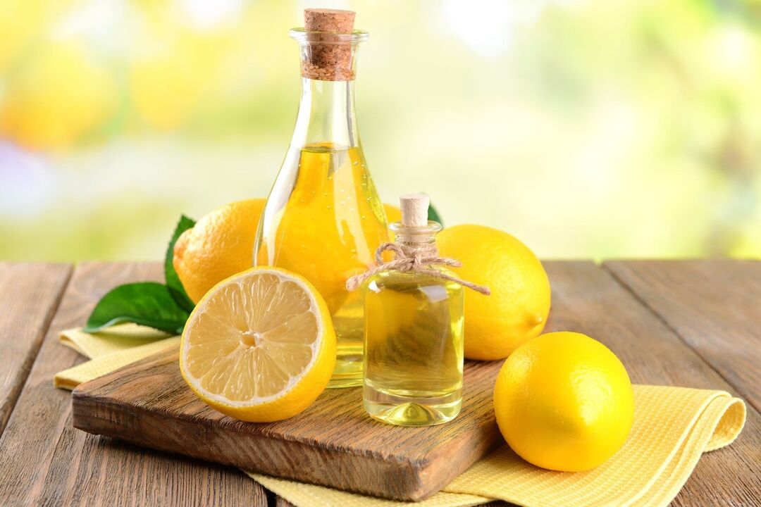 Éter de limón el principal para blanquear la piel de la cara. 